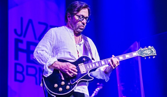 Al Di Meola